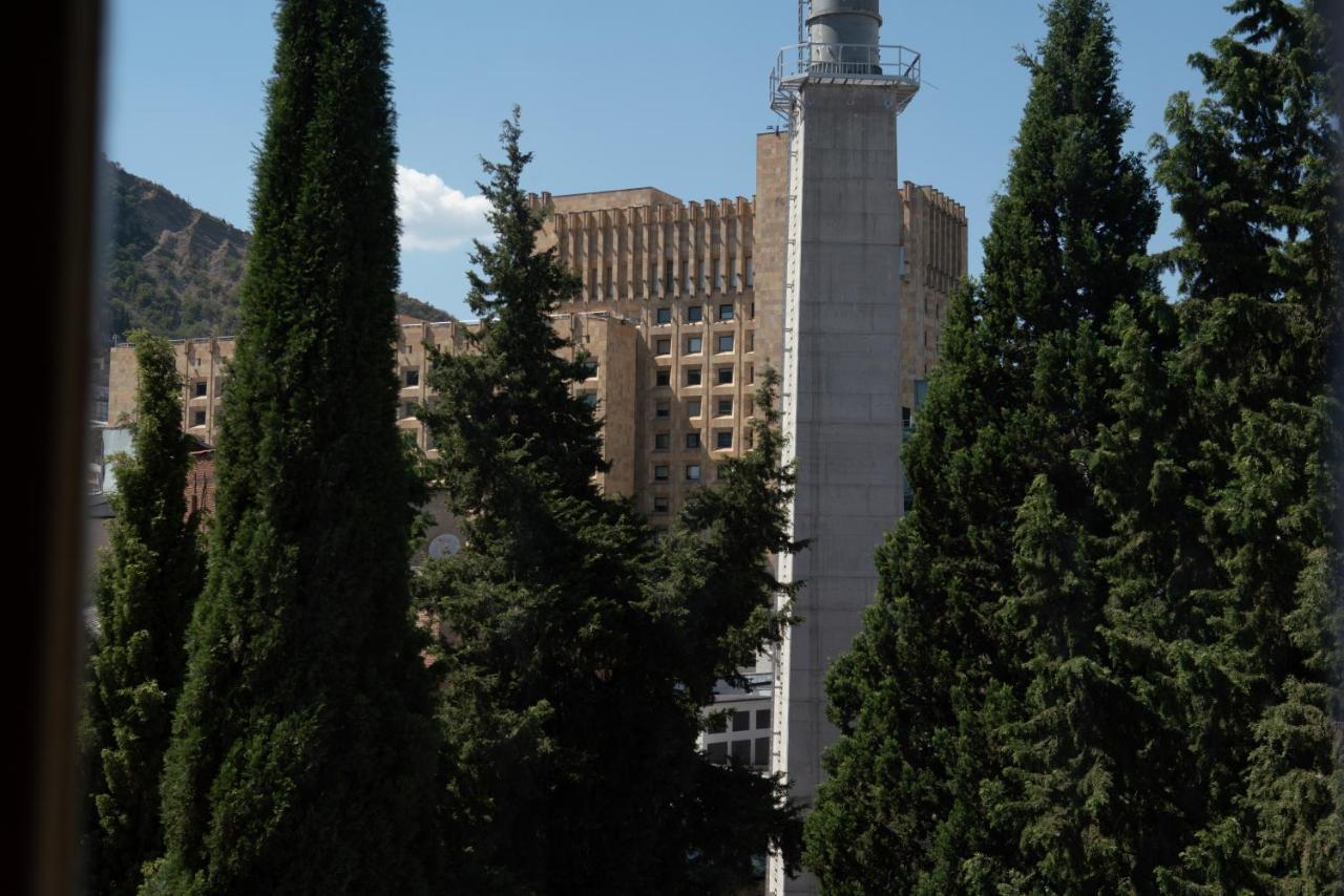 Center 4 You Hotel Tbilisi Exterior foto